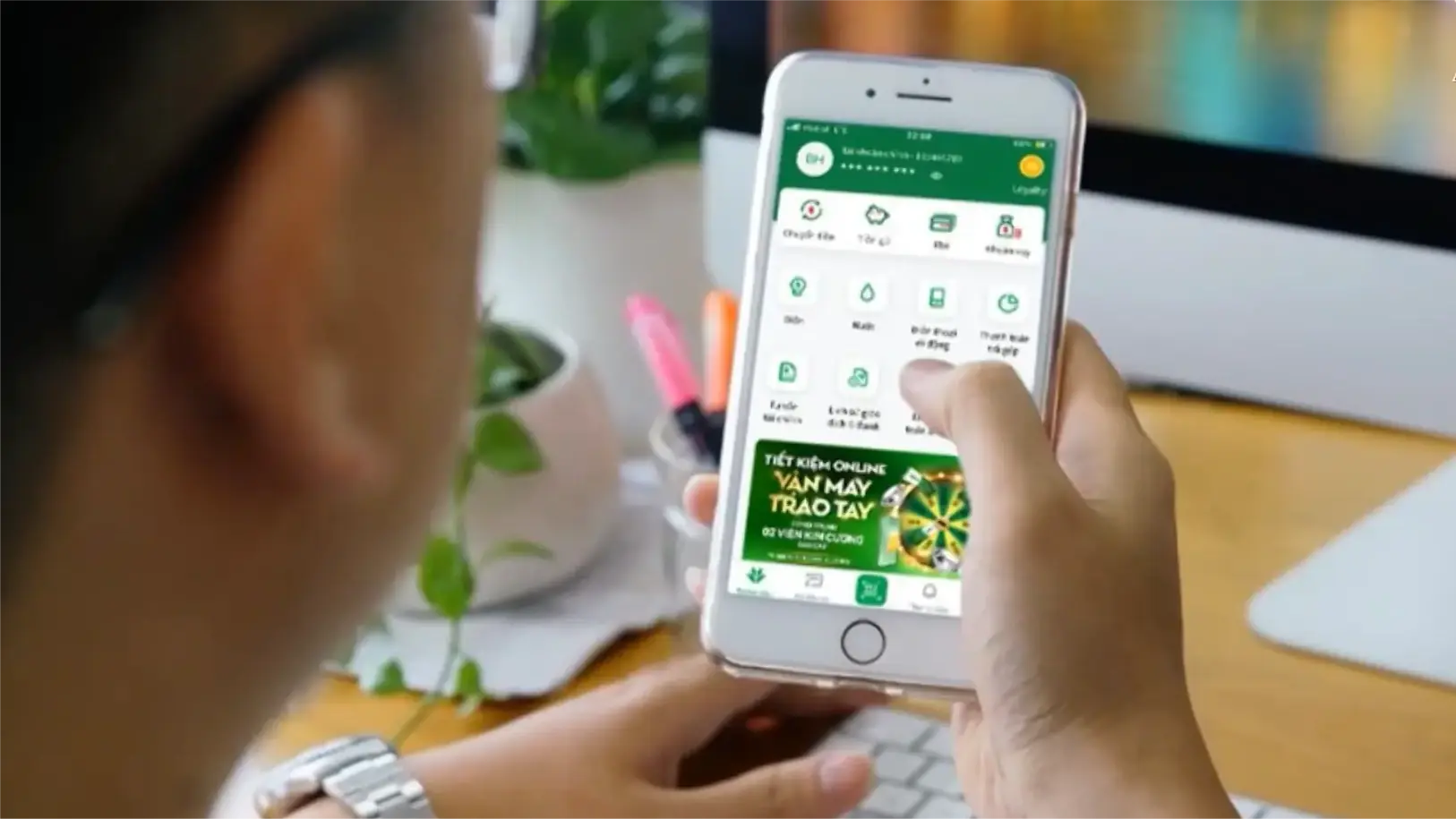 Người trẻ đầu tư thế nào? | Vấn đề kinh tế | 22/07/2025